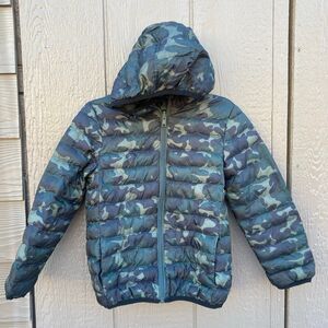 Boys size 6/7 Class club camo puffer hooded Jacket